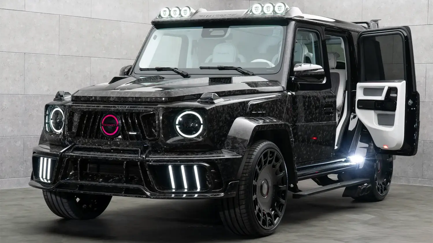 Mercedes-AMG G63 MANSORY Grande Entrée P820 - Photo 5